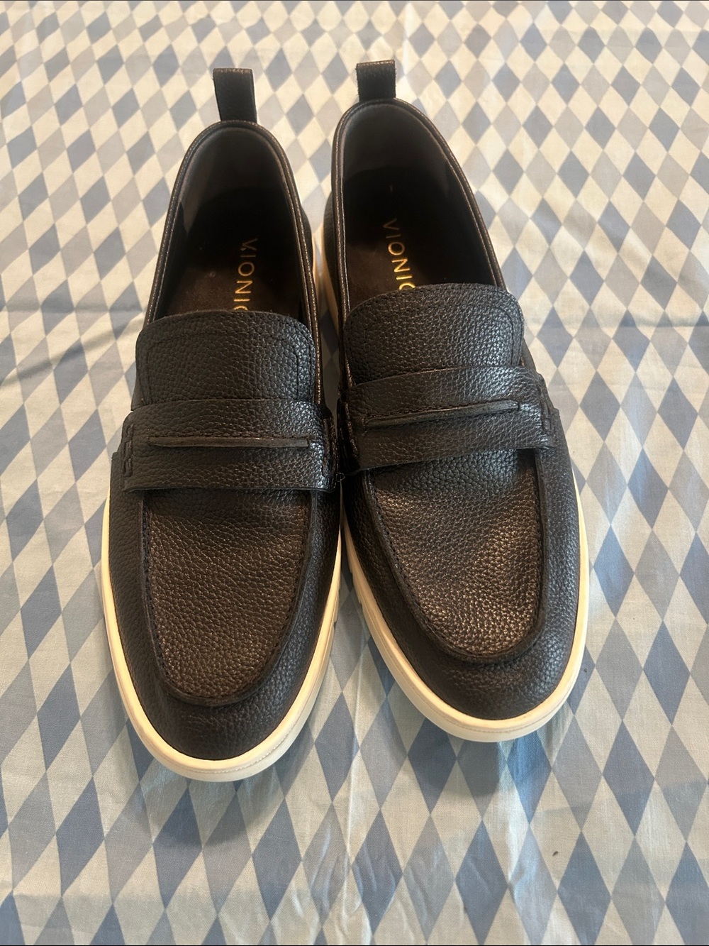 Vionic black loafers size 8.5